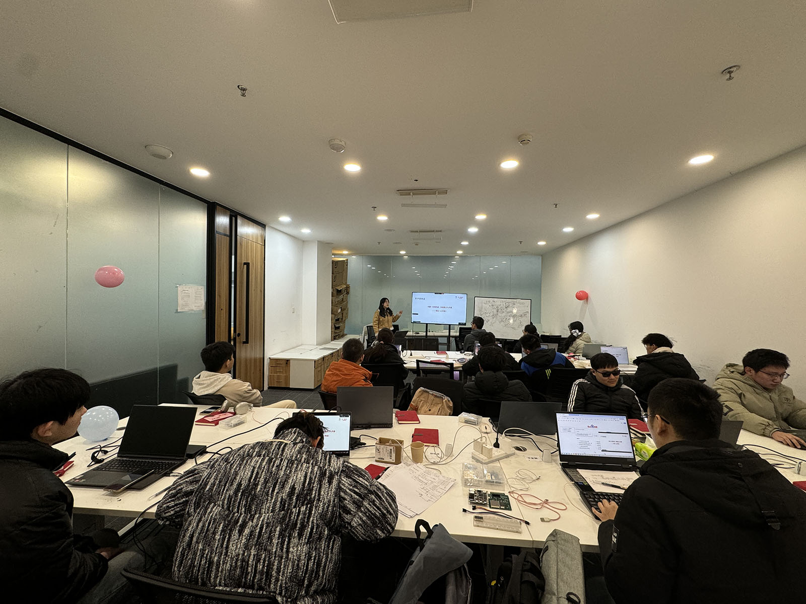 成电国芯FPGA就业班开班